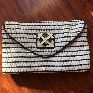 Lilly Pulitzer Preppy Anchor Clutch OPEN TO OFFERS